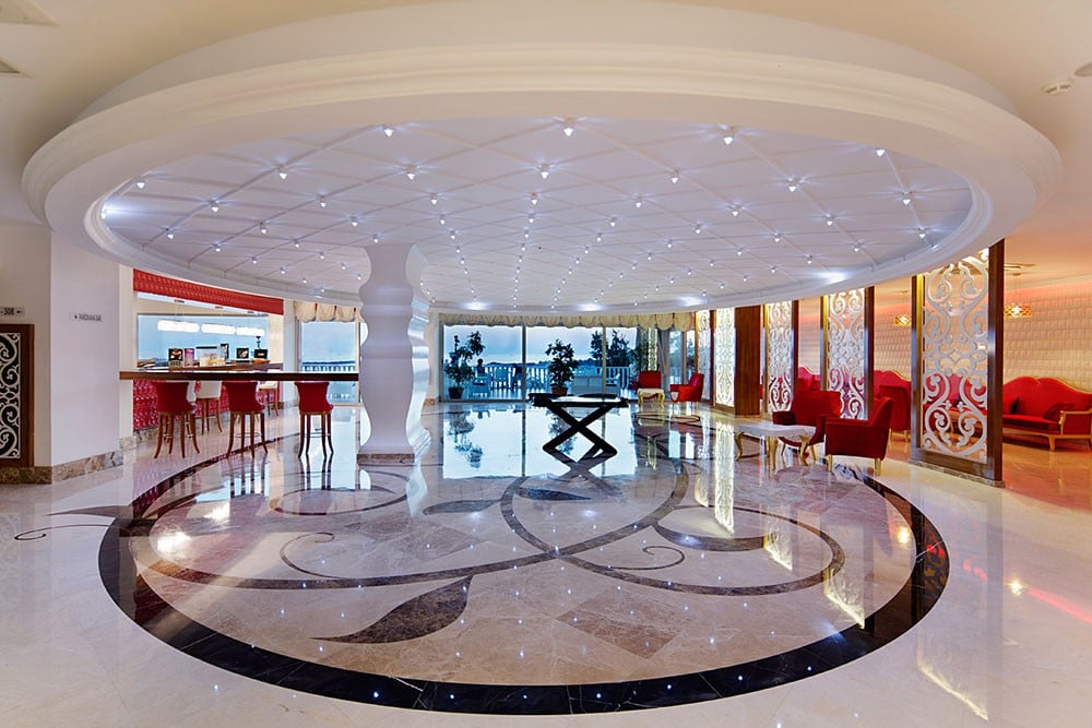 4- und 5-Sterne-Hotels