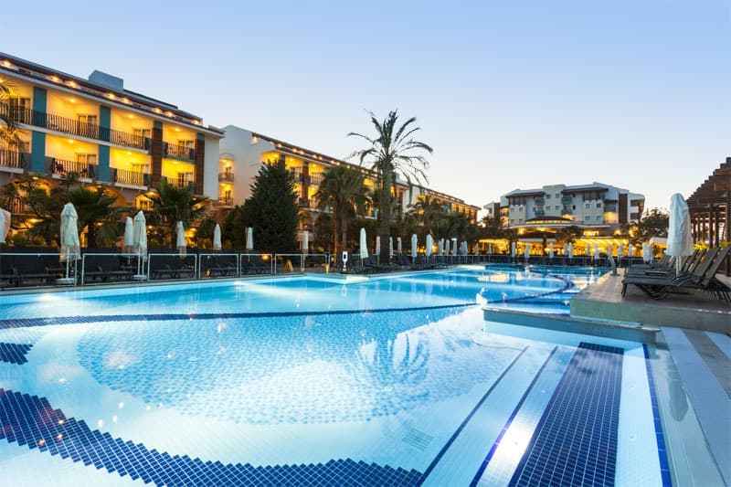 4- und 5-Sterne-Hotels